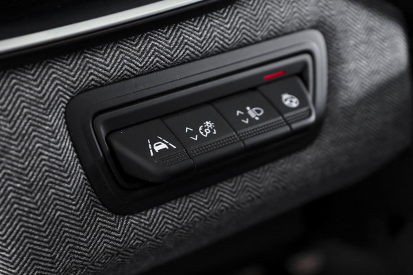 Renault Clio 1.0 TCe 90 PK GPF techno | Dig. Cockpit | Cruise | Stoel-+Stoelverw. | PDC | Camera | NAV + App. Connect | ECC | DAB | LM 16" | 2253