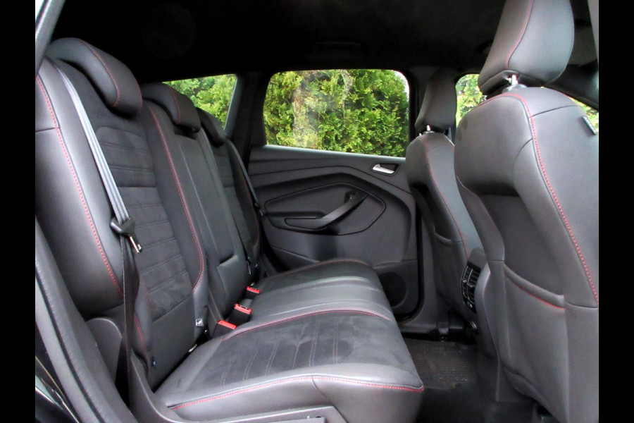 Ford Kuga 1.5 EcoBoost ST Line Automaat *Zeer mooi!*