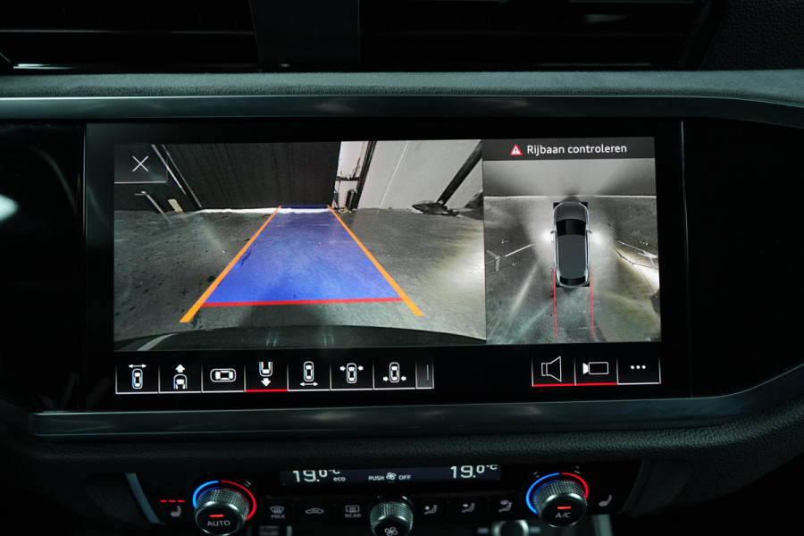 Audi Q3 Sportback 45TFSIe S-Edition | Panoramadak | Sfeerverlichting | 360 |