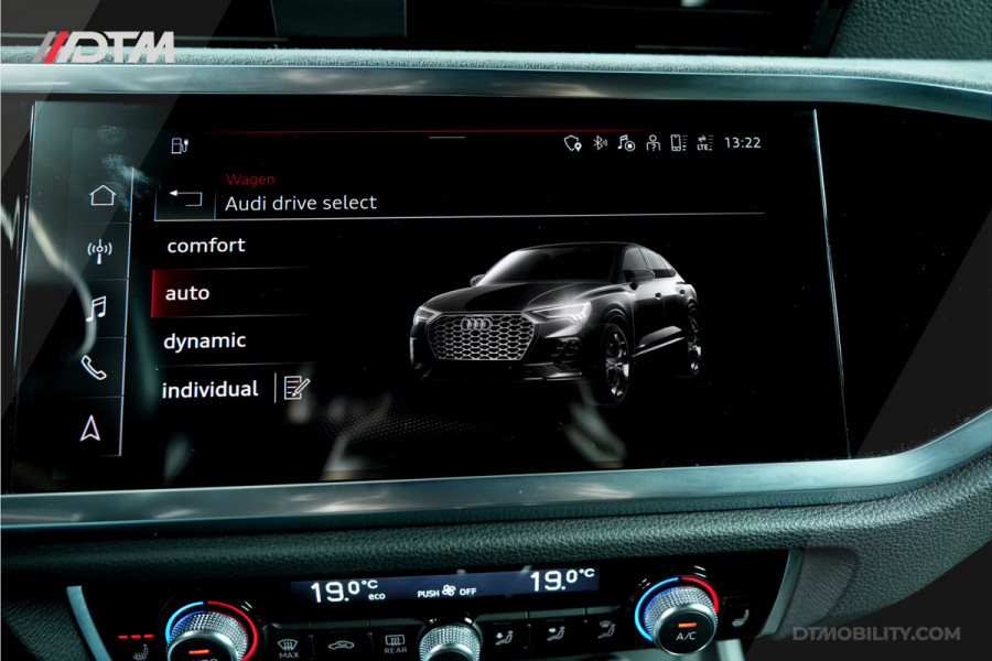 Audi Q3 Sportback 45TFSIe S-Edition | Panoramadak | Sfeerverlichting | 360 |