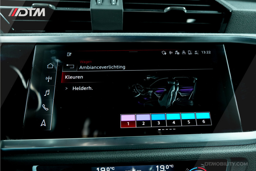 Audi Q3 Sportback 45TFSIe S-Edition | Panoramadak | Sfeerverlichting | 360 |