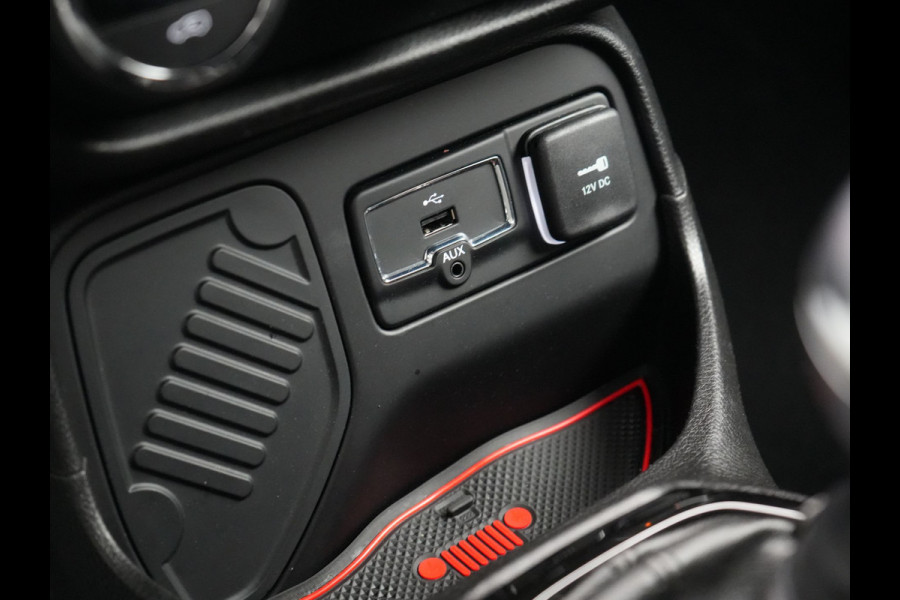 Jeep Renegade 1.6 E-Torq Longitude 111pk | Navigatie Via TomTom | Climate Control | Cruise Control | Bluetooth |