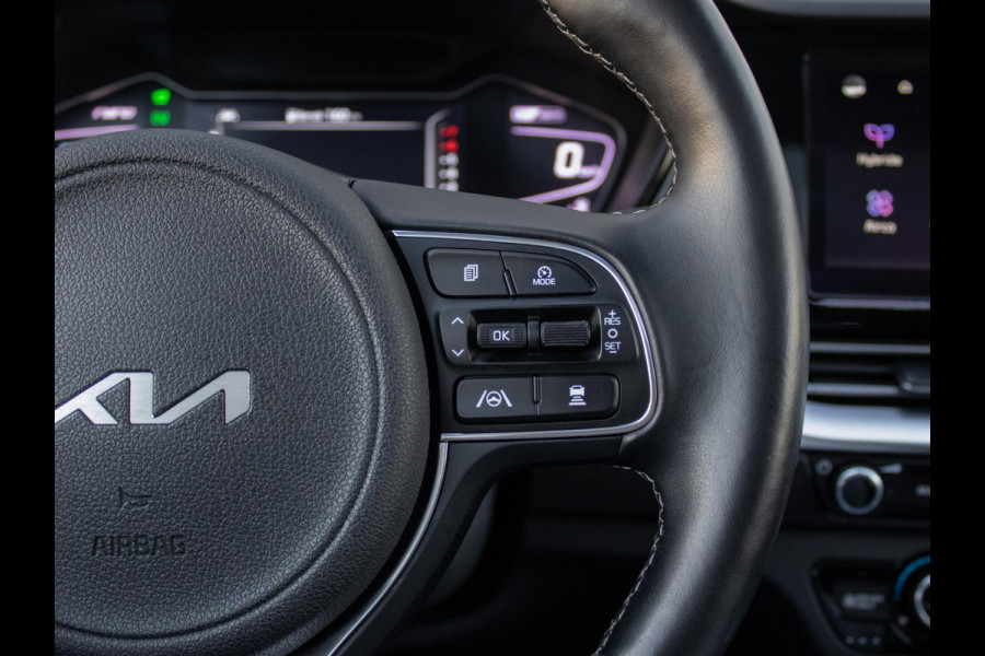 Kia Niro 1.6 GDi Hybrid Tech Edition Dynamicplusline | Stoel en stuurverwarming | Schuifkanteldak | Digitaal dashboard