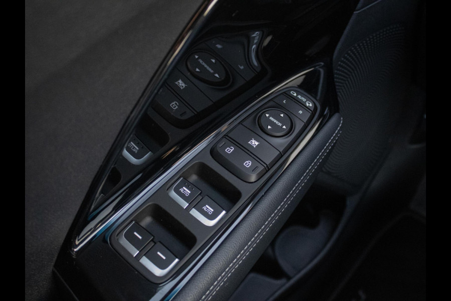 Kia Niro 1.6 GDi Hybrid Tech Edition Dynamicplusline | Stoel en stuurverwarming | Schuifkanteldak | Digitaal dashboard