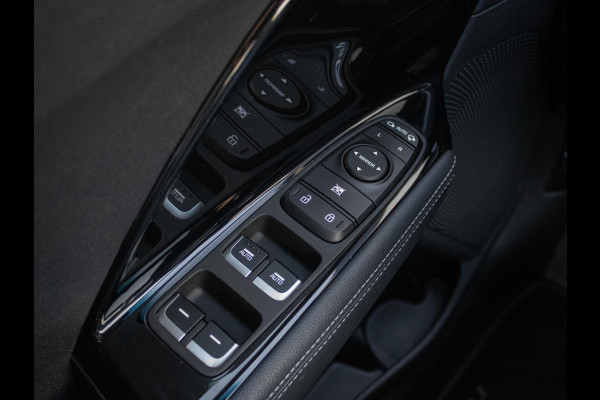 Kia Niro 1.6 GDi Hybrid Tech Edition Dynamicplusline | Stoel en stuurverwarming | Schuifkanteldak | Digitaal dashboard