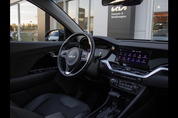 Kia Niro 1.6 GDi Hybrid Tech Edition Dynamicplusline | Stoel en stuurverwarming | Schuifkanteldak | Digitaal dashboard