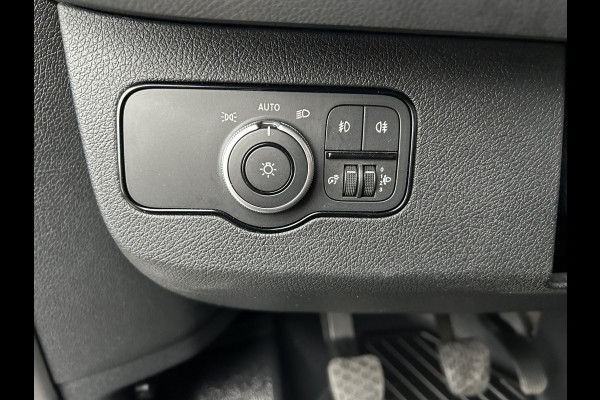 Mercedes-Benz Sprinter 317 CDI L2 H2 MBUX / 360 Camera / Navigatie / Parkeersensoren / Cruise control / Airco / 270 Graden achterdeuren