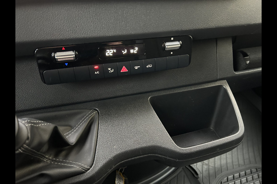 Mercedes-Benz Sprinter 317 CDI L2 H2 MBUX / 360 Camera / Navigatie / Parkeersensoren / Cruise control / Airco / 270 Graden achterdeuren