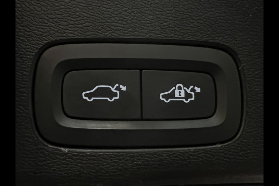 Volvo XC60 2.0 T8 Twin Engine AWD Inscription / BTW / B&W / Masaage