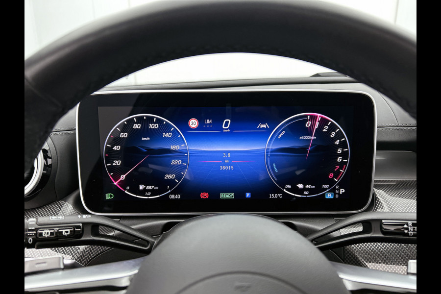 Mercedes-Benz C-Klasse Estate 300 e AMG Plug-In Hybride AMG Line | Night Pakket | Panorama Schuif-Kanteldak | Alarm Klasse 3 | KeyLess-Go | Easy Pack Achterklep. Inclusief 48 maanden Mercedes-Benz Certified garantie voor Europa.