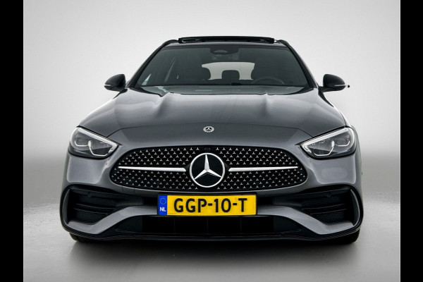 Mercedes-Benz C-Klasse Estate 300 e AMG Plug-In Hybride AMG Line | Night Pakket | Panorama Schuif-Kanteldak | Alarm Klasse 3 | KeyLess-Go | Easy Pack Achterklep. Inclusief 48 maanden Mercedes-Benz Certified garantie voor Europa.