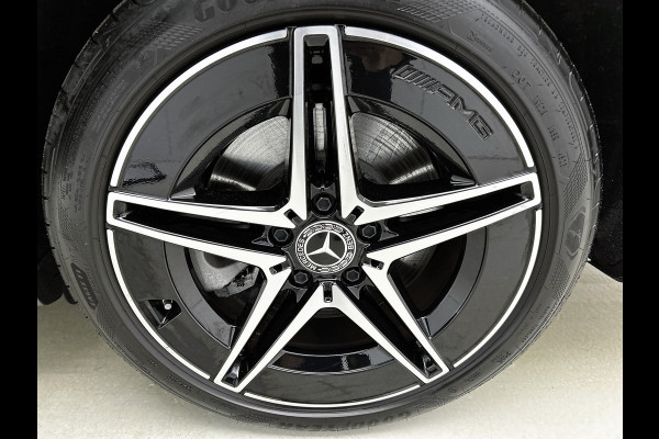 Mercedes-Benz C-Klasse Estate 300 e AMG Plug-In Hybride AMG Line | Night Pakket | Panorama Schuif-Kanteldak | Alarm Klasse 3 | KeyLess-Go | Easy Pack Achterklep. Inclusief 48 maanden Mercedes-Benz Certified garantie voor Europa.