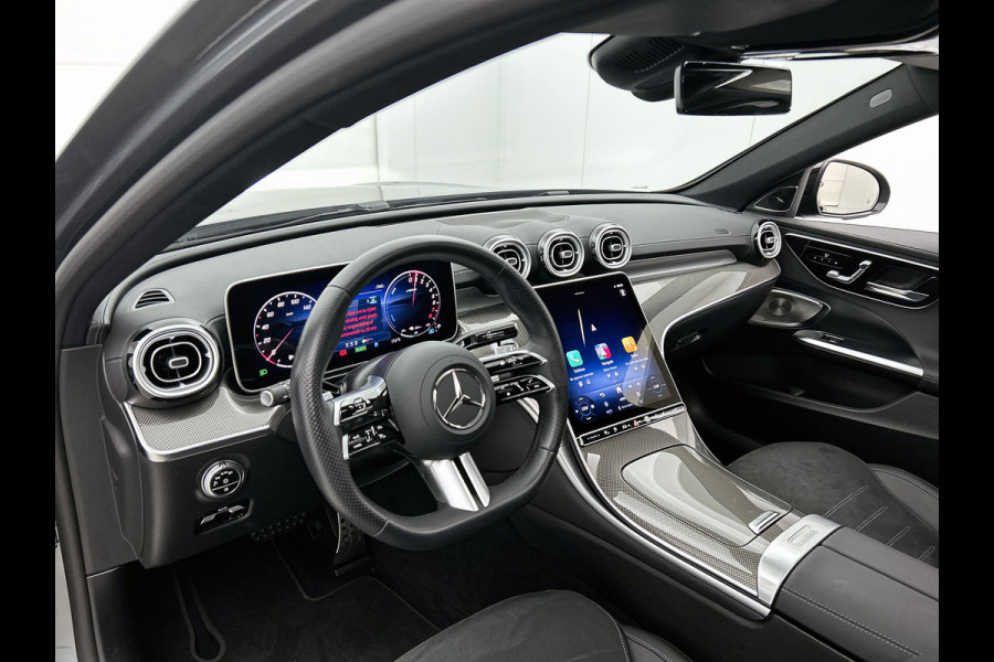 Mercedes-Benz C-Klasse Estate 300 e AMG Plug-In Hybride AMG Line | Night Pakket | Panorama Schuif-Kanteldak | Alarm Klasse 3 | KeyLess-Go | Easy Pack Achterklep. Inclusief 48 maanden Mercedes-Benz Certified garantie voor Europa.