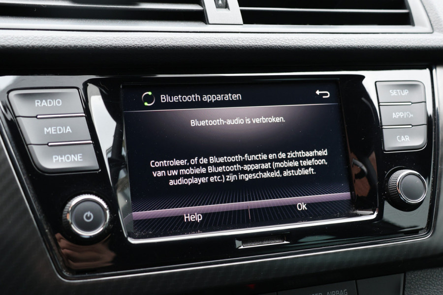 Škoda Fabia Combi 1.0 TSI Monte Carlo | CarPlay | PDC | LED | Trekhaak | Climatronic | LM Velgen | Sport stoelen | Nieuwe APK | NAP Logisch