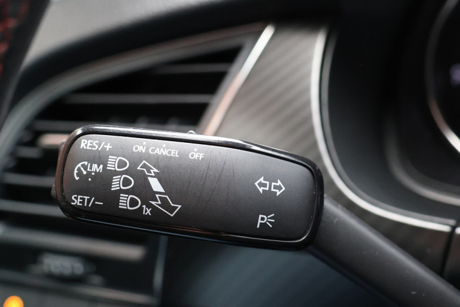 Škoda Fabia Combi 1.0 TSI Monte Carlo | CarPlay | PDC | LED | Trekhaak | Climatronic | LM Velgen | Sport stoelen | Nieuwe APK | NAP Logisch