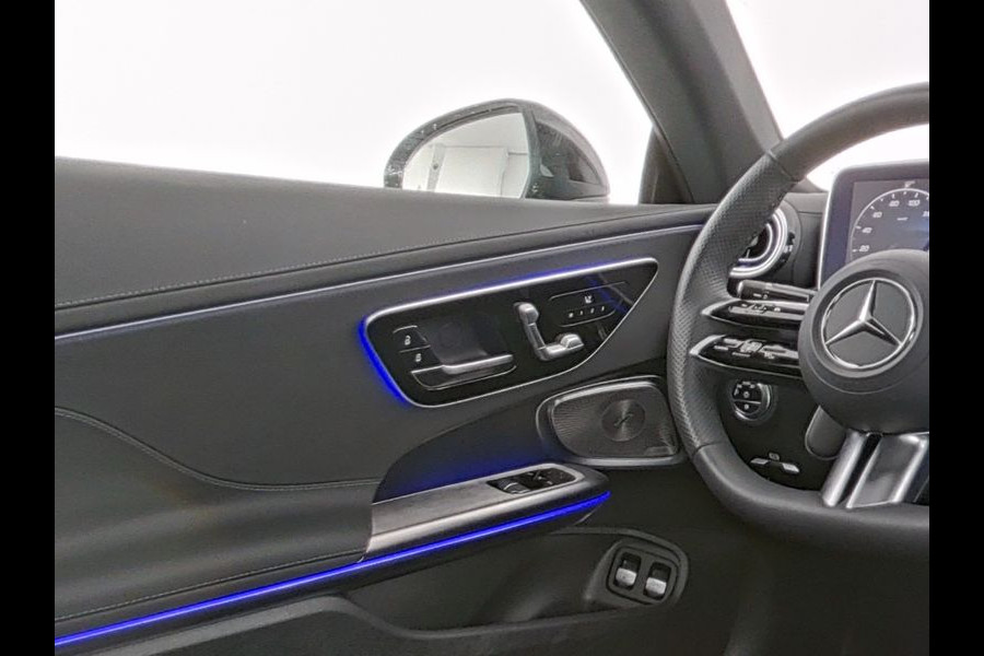 Mercedes-Benz CLE Coupé 300 e AMG Plug-In Hybride AMG Line Premium Plus | Night Pakket | Trekhaak | Distronic | Panorama Schuif-Kanteldak | Stuur en Stoelverwarming. Inclusief 24 maanden MB Certified garantie voor Europa.