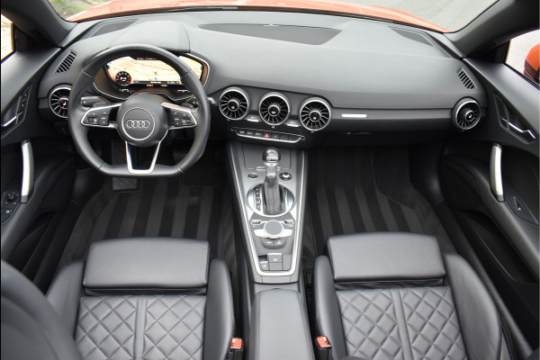 Audi TT Roadster 40 TFSI Black Edition Facelift Model RS-Stoelen Navi Led 19 Inch