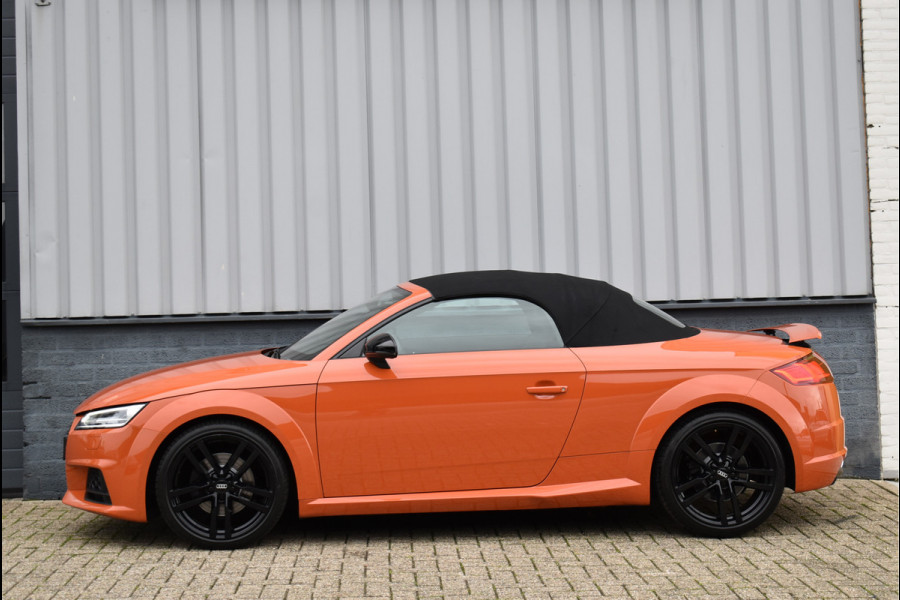 Audi TT Roadster 40 TFSI Black Edition Facelift Model RS-Stoelen Navi Led 19 Inch