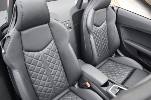 Audi TT Roadster 40 TFSI Black Edition Facelift Model RS-Stoelen Navi Led 19 Inch
