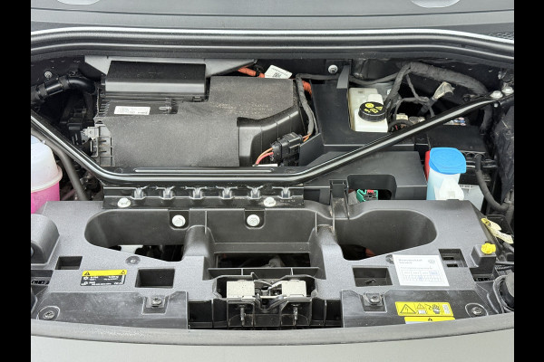 Volkswagen ID.4 Max 77kWh S.O.H. 92% Warmtepomp Trekhaak Camera Adap.Cruise + stop&go Apple Carplay Android Auto Navi Ecc Pdc Lmv 20" Led Privacy Glas DAB File assistent Matrix Led Keyless Origineel Nederlandse Auto