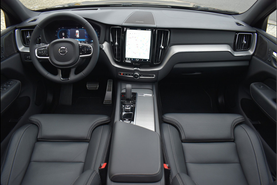Volvo XC60 2.0 Recharge T8 AWD R-Design 455 Pk Pano Luchtvering Trekhaak Keyless Leder 21 Inch