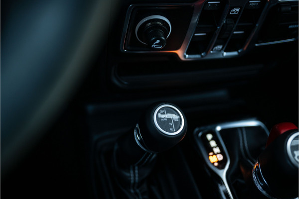 Jeep Wrangler 2.2 D BRUTE Richmond / Grijs kenteken / Liftkit / Ex Btw