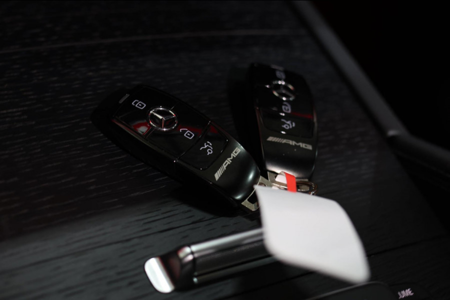 Mercedes-Benz GLE Coupé AMG 53 Hybrid 4MATIC+ *Pano*Distronic*Massage*