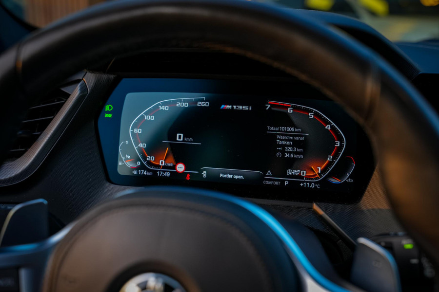 BMW 1-serie M135i xDrive High Executive Edition