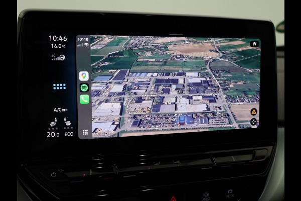 Volkswagen ID.4 First 77 kWh 1st EDITION + WEGKL. TREKHAAK | 20 INCH | CAMERA | STOELVERW. | APPLE CARPLAY