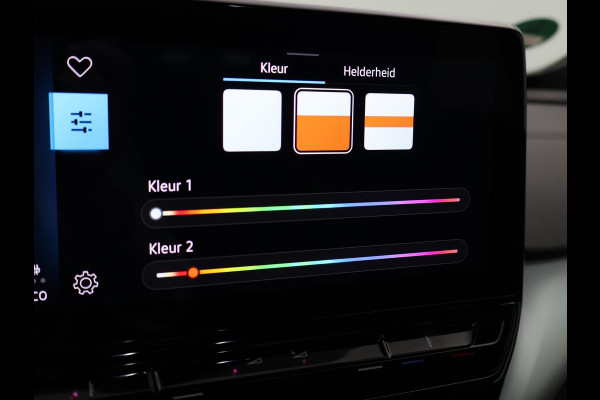 Volkswagen ID.4 First 77 kWh 1st EDITION + WEGKL. TREKHAAK | 20 INCH | CAMERA | STOELVERW. | APPLE CARPLAY