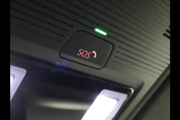 Volkswagen ID.4 First 77 kWh 1st EDITION + WEGKL. TREKHAAK | 20 INCH | CAMERA | STOELVERW. | APPLE CARPLAY