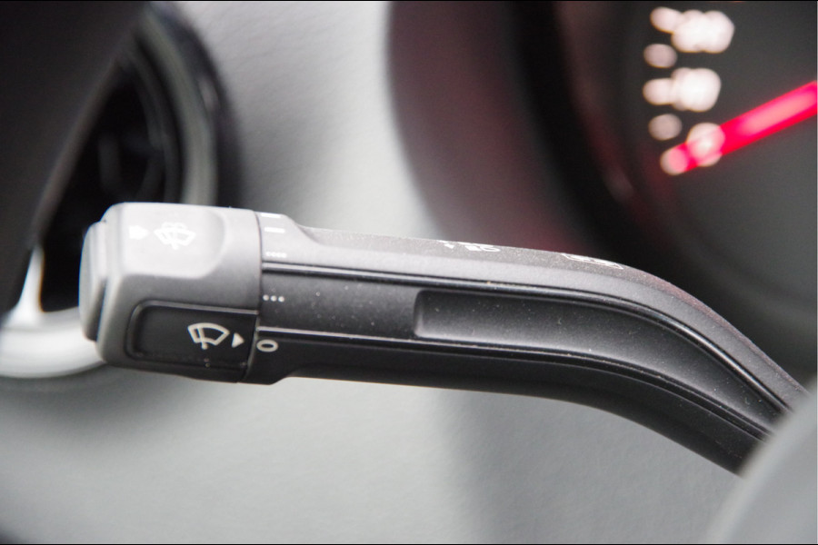 Mercedes-Benz Sprinter 319 3.0 CDI V6 L3H2 AUT. LED, LEDER, 3.5T TREKHAAK, CRUISE, MBUX, CAMERA, STANDKACHEL, CLIMA, APPLE CARPLAY/ANDROID AUTO, PARKEE