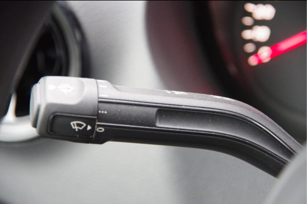 Mercedes-Benz Sprinter 319 3.0 CDI V6 L3H2 AUT. LED, LEDER, 3.5T TREKHAAK, CRUISE, MBUX, CAMERA, STANDKACHEL, CLIMA, APPLE CARPLAY/ANDROID AUTO, PARKEE