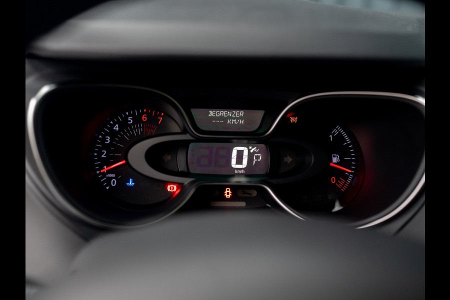 Renault Captur 1.2 TCe Intens | Trekhaak afnb. | Dodehoek sensoren | Camera | PDC V&A | Prijs Rijklaar!!