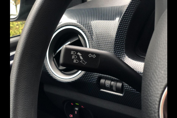 Volkswagen up! 1.0 RIJKLAAR! | Airco, Bluetooth, DAB Radio, El. Ramen | NAP |