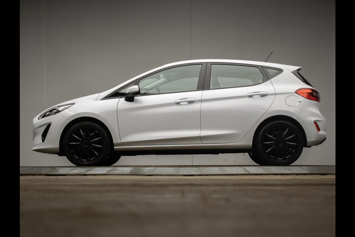Ford Fiesta 1.1 Sport (APPLE CARPLAY,NAVI,LED,PDC,LANE ASSIST,DAB,BLUETOOTH,SPORTSTOELEN,LM VELGEN,NIEUWE APK,NETTE STAAT)