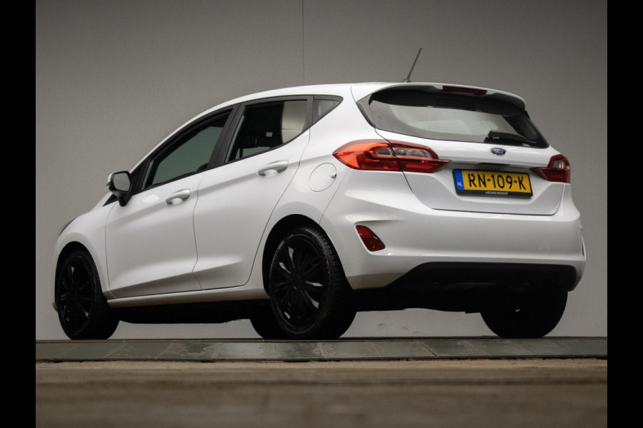 Ford Fiesta 1.1 Sport (APPLE CARPLAY,NAVI,LED,PDC,LANE ASSIST,DAB,BLUETOOTH,SPORTSTOELEN,LM VELGEN,NIEUWE APK,NETTE STAAT)