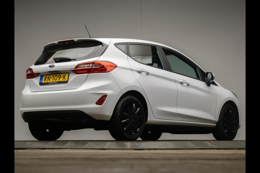 Ford Fiesta 1.1 Sport (APPLE CARPLAY,NAVI,LED,PDC,LANE ASSIST,DAB,BLUETOOTH,SPORTSTOELEN,LM VELGEN,NIEUWE APK,NETTE STAAT)