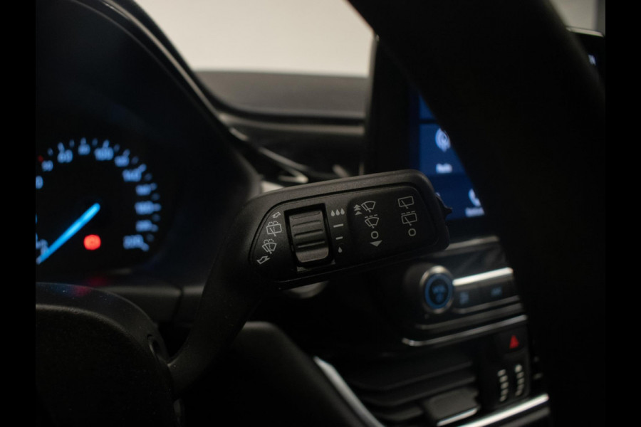 Ford Fiesta 1.1 Sport (APPLE CARPLAY,NAVI,LED,PDC,LANE ASSIST,DAB,BLUETOOTH,SPORTSTOELEN,LM VELGEN,NIEUWE APK,NETTE STAAT)