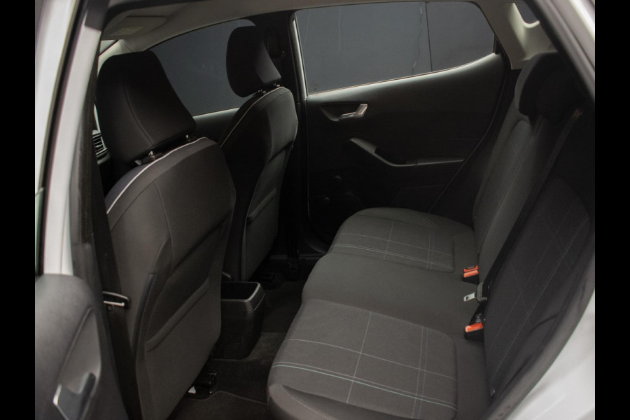 Ford Fiesta 1.1 Sport (APPLE CARPLAY,NAVI,LED,PDC,LANE ASSIST,DAB,BLUETOOTH,SPORTSTOELEN,LM VELGEN,NIEUWE APK,NETTE STAAT)