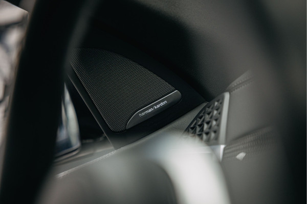 BMW X5 xDrive50e | Luxe stoelen | Luchtvering | Dravit Grau | Trekhaak | Stuur en stoelverwarming | Harman/Kardon |
