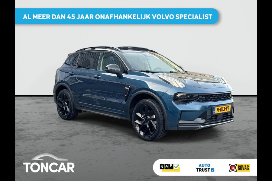 Lynk & Co 01 1.5 Plug in Hybrid Black Line| SkyRoof | Camera | Climate Pack | Pilot Assist | Park Assist | Carplay Android auto