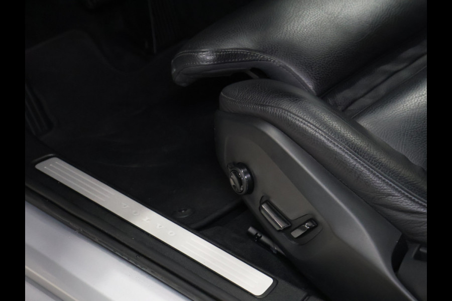 Volvo V60 2.0 B3 Inscription [TREKHAAK INKLAPBAAR, MEMORY SEAT, HARMAN/KARDON, APPLE CARPLAY, ANDROID, STUURVERWARMING, CAMERA, ADAPTIVE CRUISE, STOELVERWARMING, VOL LEDER, PDC V+A, CLIMATE, NIEUWSTAAT]