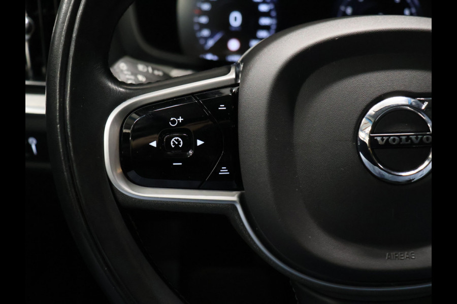 Volvo V60 2.0 B3 Inscription [TREKHAAK INKLAPBAAR, MEMORY SEAT, HARMAN/KARDON, APPLE CARPLAY, ANDROID, STUURVERWARMING, CAMERA, ADAPTIVE CRUISE, STOELVERWARMING, VOL LEDER, PDC V+A, CLIMATE, NIEUWSTAAT]