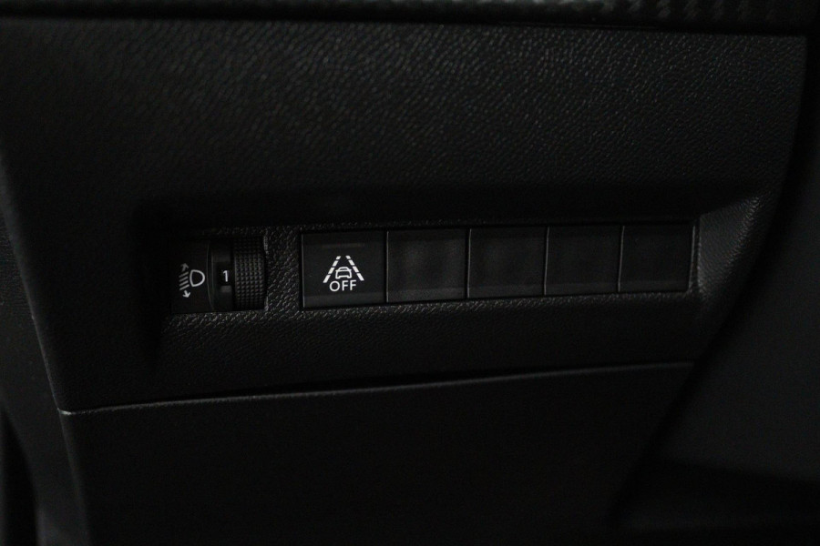 Peugeot 2008 1.2 PureTech Active (STOELVERWARMING, ACHTERUITRIJCAMERA, CRUISE CONTROL, SENSOREN, AUTOMAAT, LANE-ASSIST)