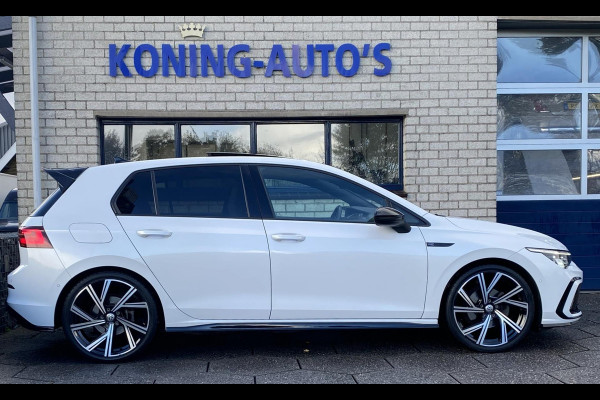 Volkswagen Golf 1.5 eTSI R-Line/ Virtual CP/ Pano/ IQ-light/ Sfeer/Cam/19"/Keyless