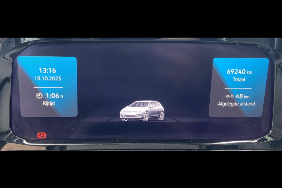 Volkswagen Golf 1.5 eTSI R-Line/ Virtual CP/ Pano/ IQ-light/ Sfeer/Cam/19"/Keyless