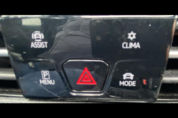 Volkswagen Golf 1.5 eTSI R-Line/ Virtual CP/ Pano/ IQ-light/ Sfeer/Cam/19"/Keyless