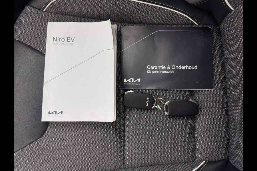 Kia e-Niro DynamicPlusLine 64 kWh [ 3-Fase ] {SOH-96%} (INCL-BTW) Aut.*PANO | LEATHER-FABRIC | FULL-LED | NAVI-FULLMAP | DAB+ | ADAPTIVE-CRUISE | CAMERA | HEATED-COMFORTSEATS | KEYLESS | DIGI-COCKPIT | SHIFT-PADDLES | CARPLAY | LANE-ASSIST | ...