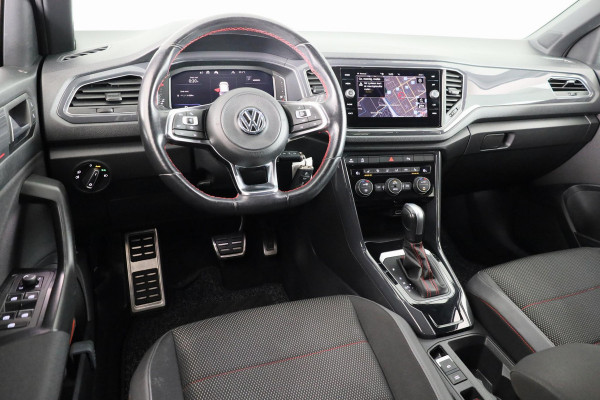 Volkswagen T-Roc 1.5 TSI Sport Business R-line 150 pk Automaat (DSG) | Navigatie | Achteruitrijcamera | Parkeersensoren | Adaptieve cruise control | Stoelverwarming |